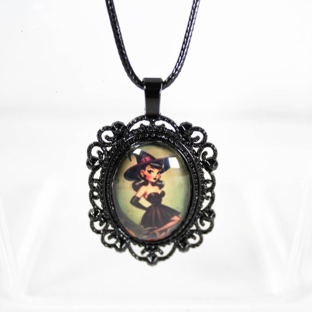 🔨 Hex Appeal Witch Necklace – Retro Gothic Pinup Filigree Pendant Jewelry